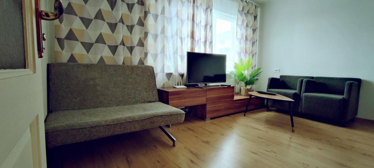 Akropole Apartment In ريغا المظهر الخارجي الصورة